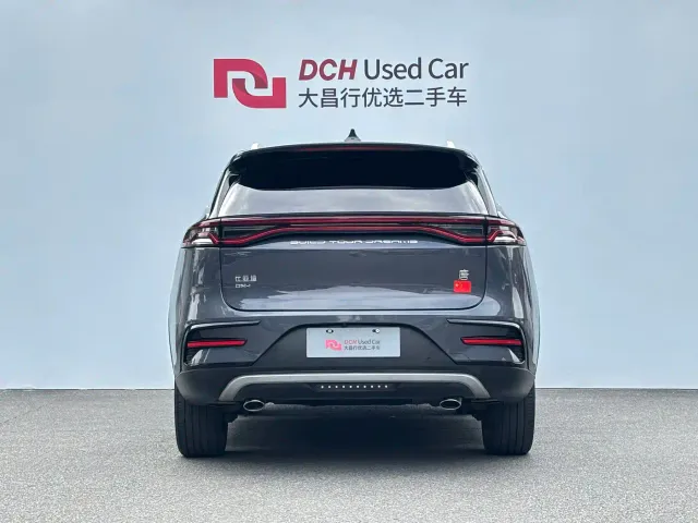 BYD Tang — Фото автомобиля 5
