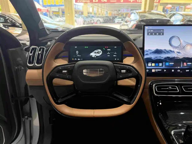 Geely Boyue L — Фото автомобиля 15