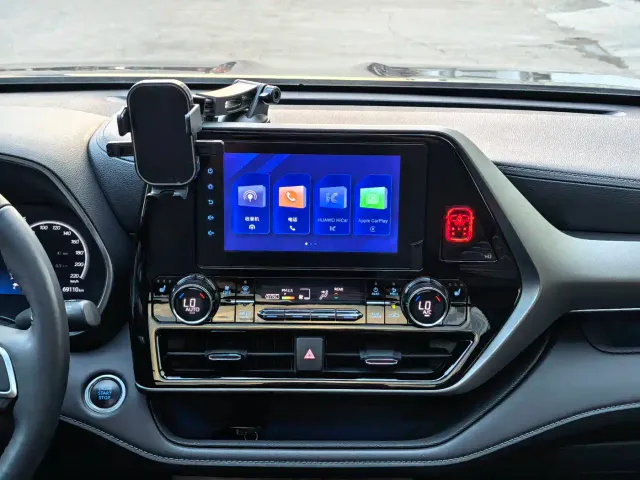 Toyota Crown Kluger — Фото автомобиля 11