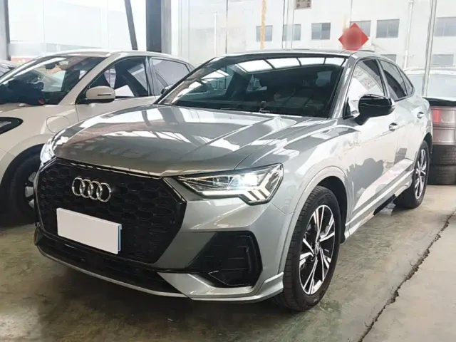 Фотография автомобиля — Audi Q3 Sportback