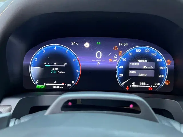 Toyota Vellfire — Фото автомобиля 20