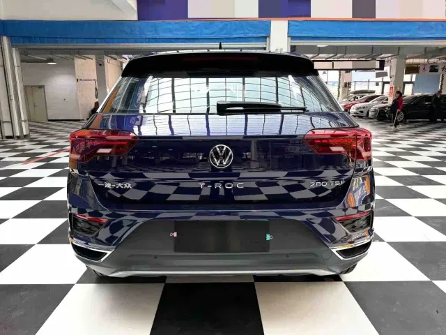 Volkswagen T-Roc — Фото автомобиля 18