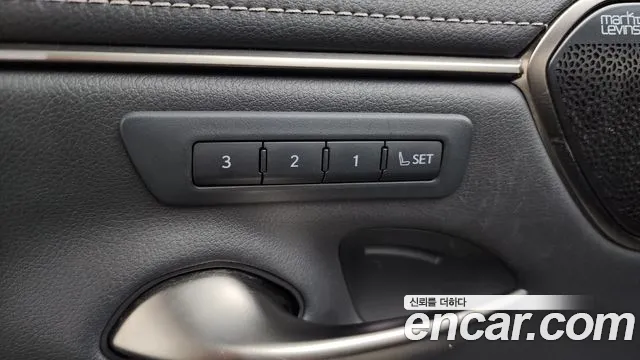 Lexus ES — Фото автомобиля 24