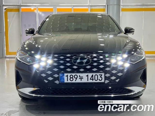 Hyundai Grandeur Grandeur (New) Hybrid — Фото автомобиля 3