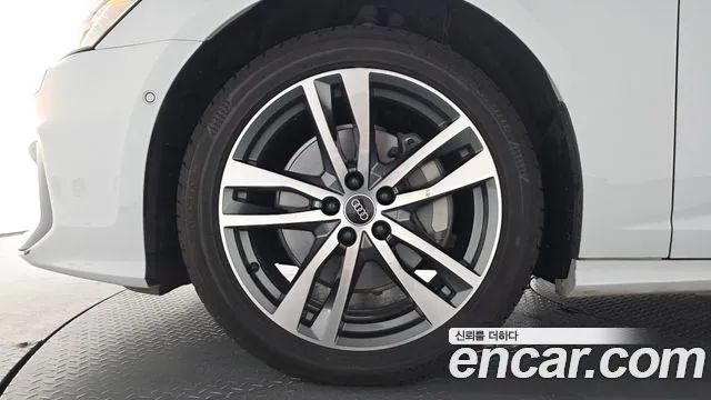 Audi A6 45 TFSI Premium — Фото автомобиля 4