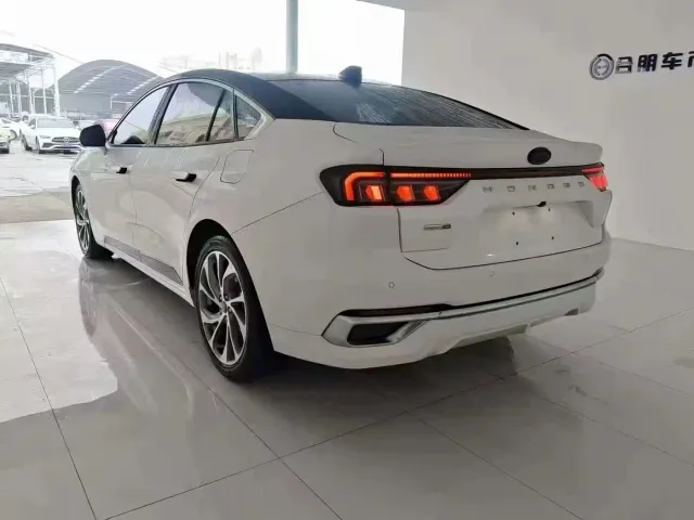Ford Mondeo — Фото автомобиля 13