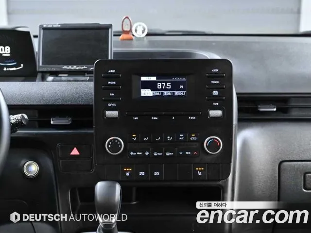 Hyundai Staria — Фото автомобиля 14
