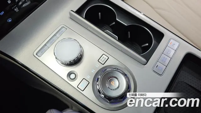 Genesis G80 RG3 — Фото автомобиля 12
