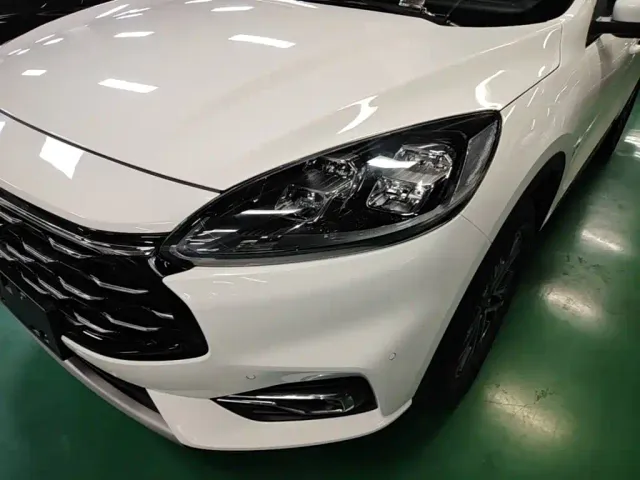 Ford Escape — Фото автомобиля 23