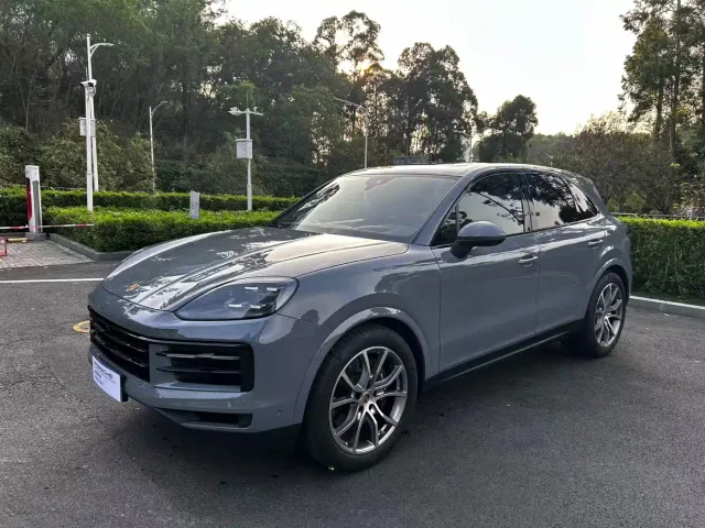 Фотография автомобиля — Porsche Cayenne