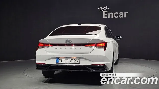 Hyundai AVANTE Avante (CN7) — Фото автомобиля 4