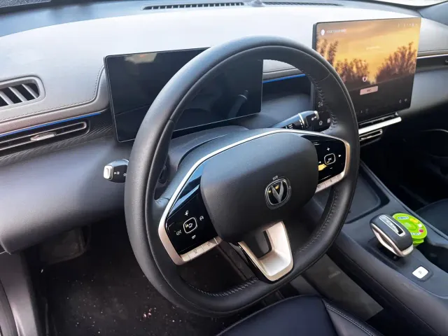 Changan Eado — Фото автомобиля 14