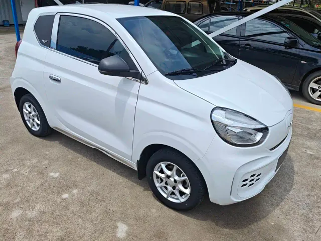 Roewe Clever — Фото автомобиля 3
