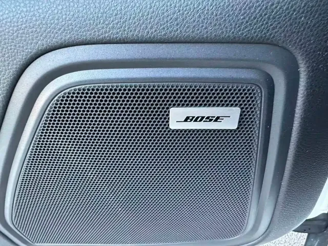 Porsche Macan — Фото автомобиля 12
