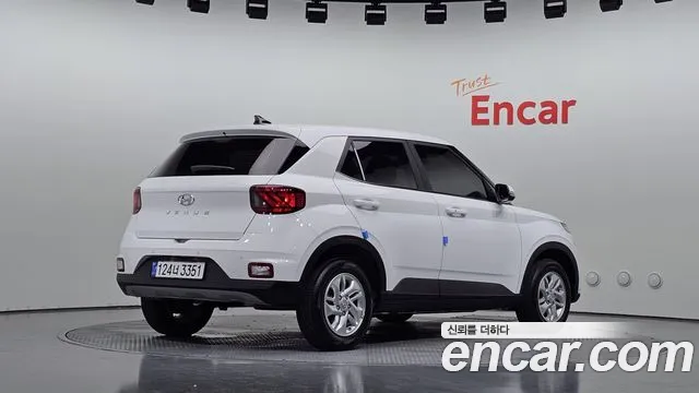 Hyundai Venue Venue 1.6 Premium — Фото автомобиля 2