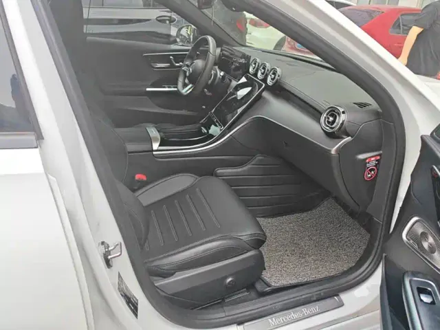 Mercedes-Benz C-Class — Фото автомобиля 8