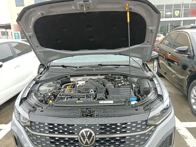 Volkswagen Lavida — Фото автомобиля 19