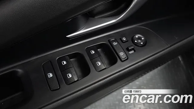Hyundai AVANTE Новый Avante (CN7) — Фото автомобиля 19