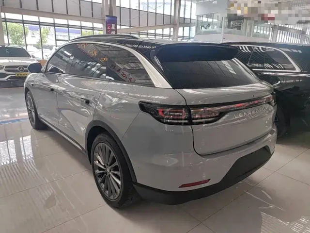 Leapmotor C11 — Фото автомобиля 4