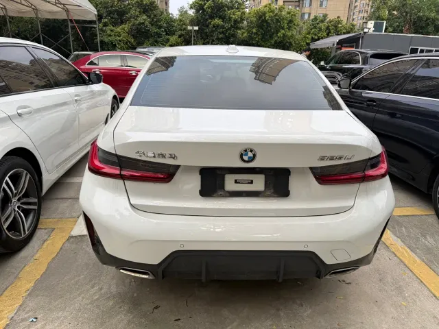 BMW 3 Series — Фото автомобиля 7