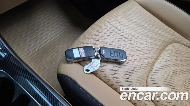 Kia Canival Carnival 4 поколение Бензин 9 мест Signature — Фото автомобиля 30