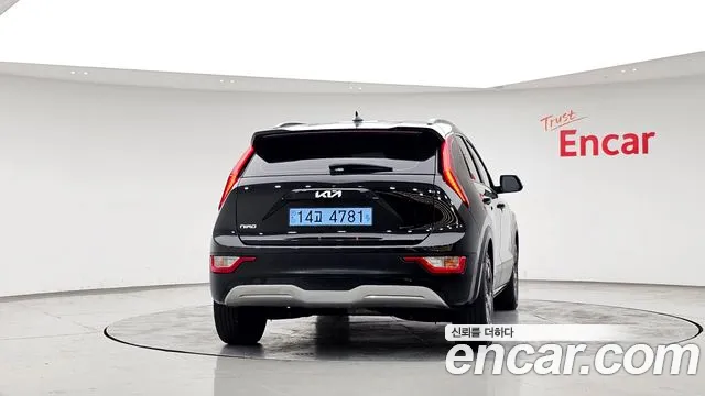 Kia Niro — Фото автомобиля 4