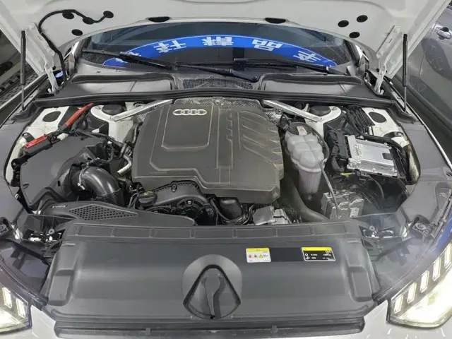 Audi A4L — Фото автомобиля 10