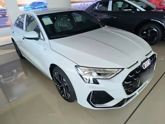 Audi A3 — Фото автомобиля 3