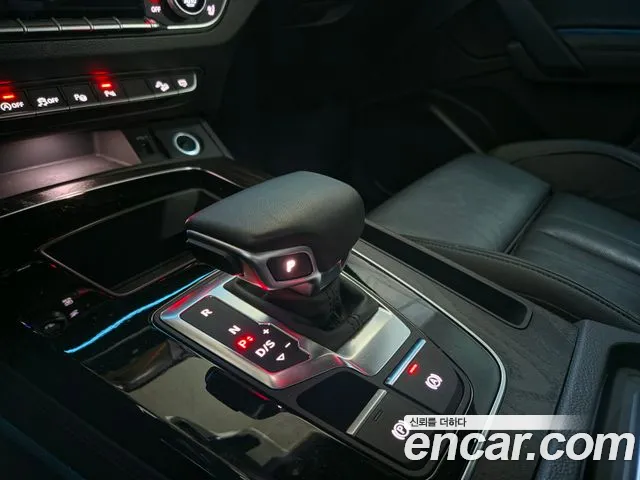 Audi Q5 FY — Фото автомобиля 9