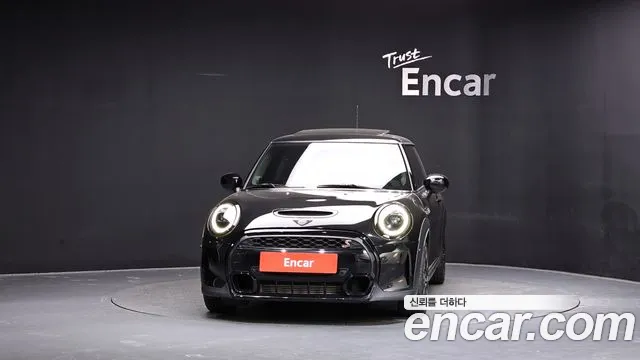 MINI Cooper — Фото автомобиля 3