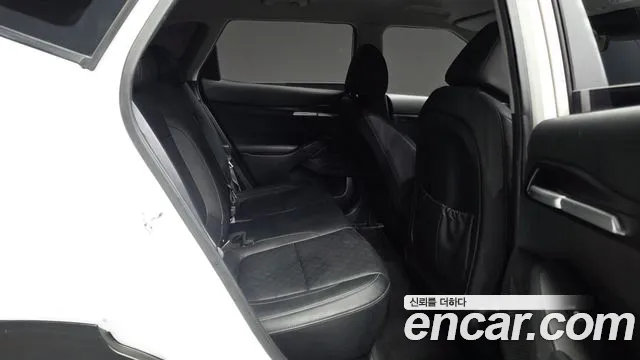 Kia Seltos — Фото автомобиля 18