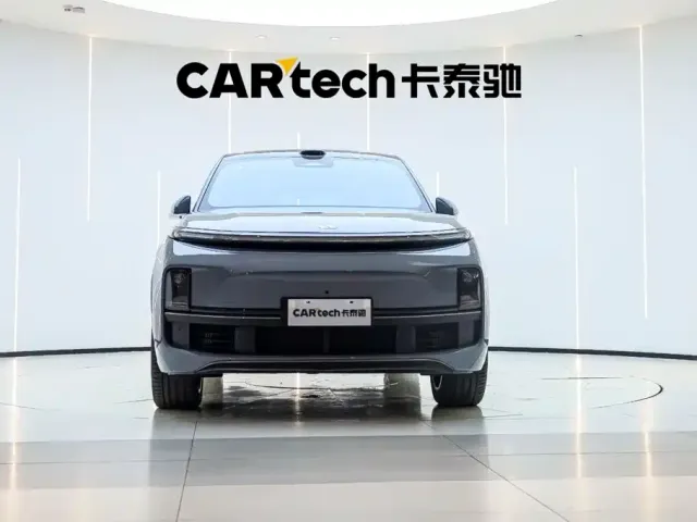 Li Auto Li L8 2025 Ultra Smart Renewal Edition — Фото автомобиля 7