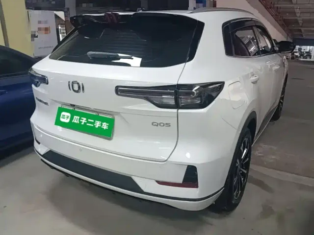 Changan Qiyuan Q05 — Фото автомобиля 6
