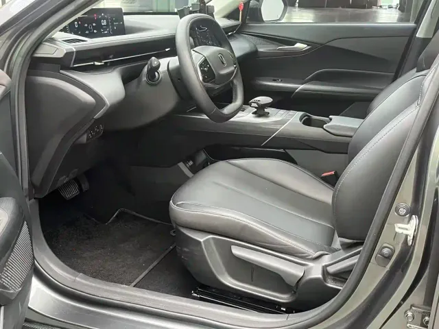 Changan Lamore — Фото автомобиля 4