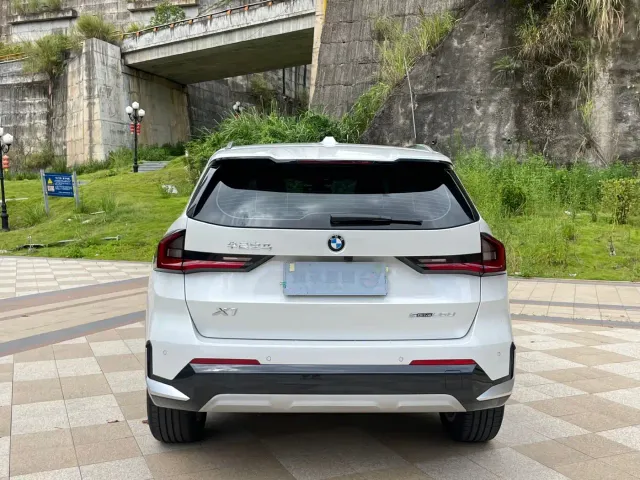 BMW X1 — Фото автомобиля 15