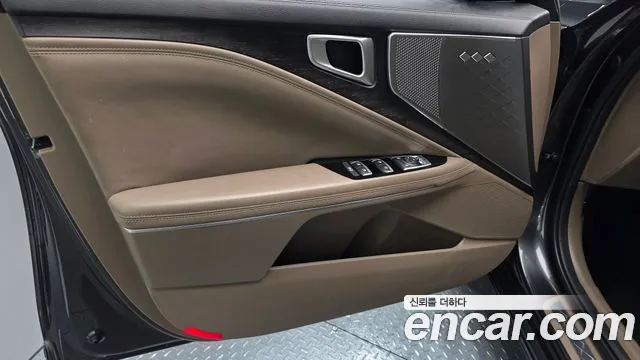 Kia K8 Hybrid — Фото автомобиля 13