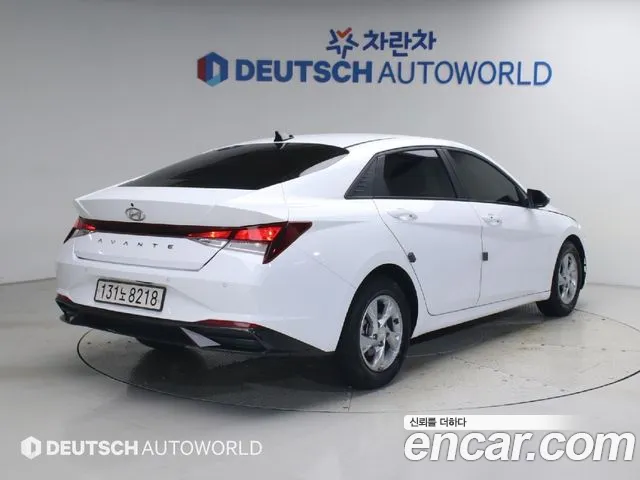 Hyundai AVANTE Avante (CN7) — Фото автомобиля 5