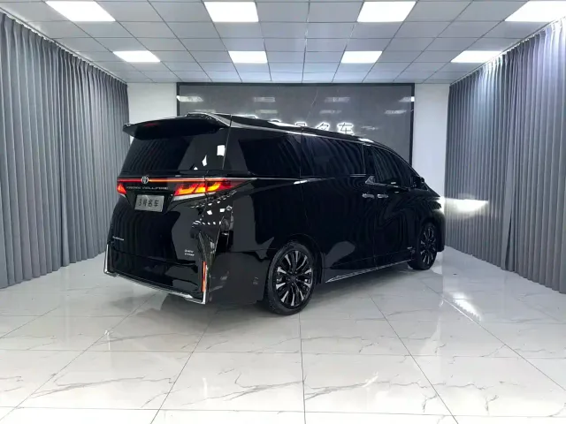 Toyota Vellfire — Фото автомобиля 6