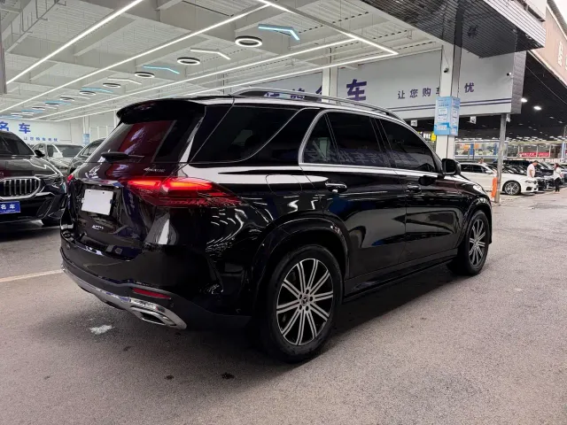 Mercedes-Benz GLE-Class — Фото автомобиля 21