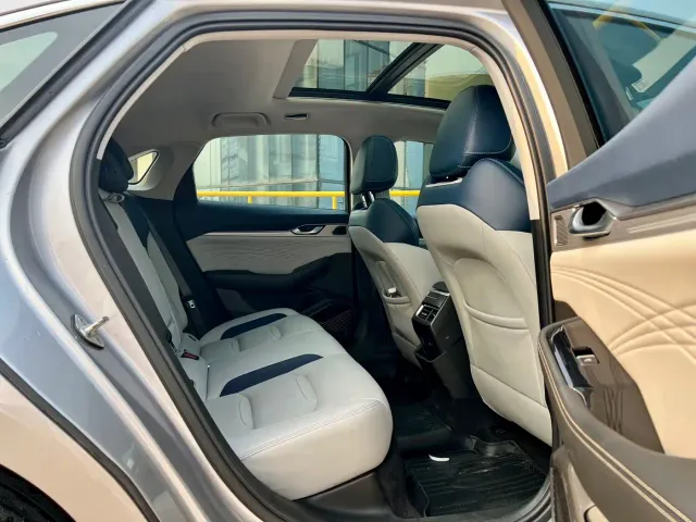 Geely Xingrui — Фото автомобиля 13