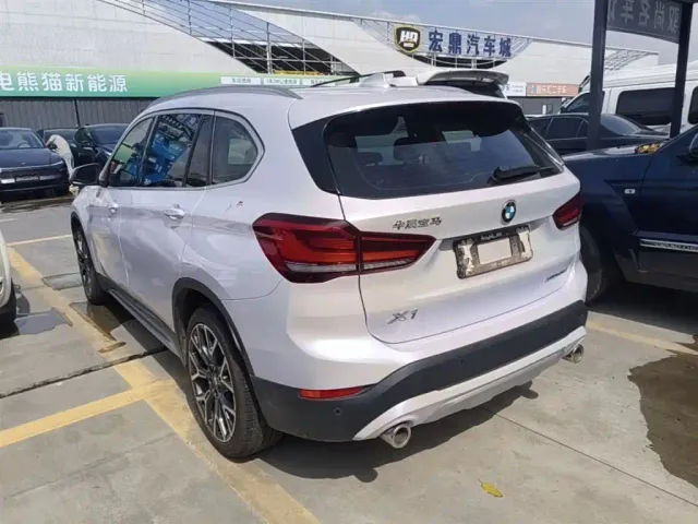 BMW X1 — Фото автомобиля 22