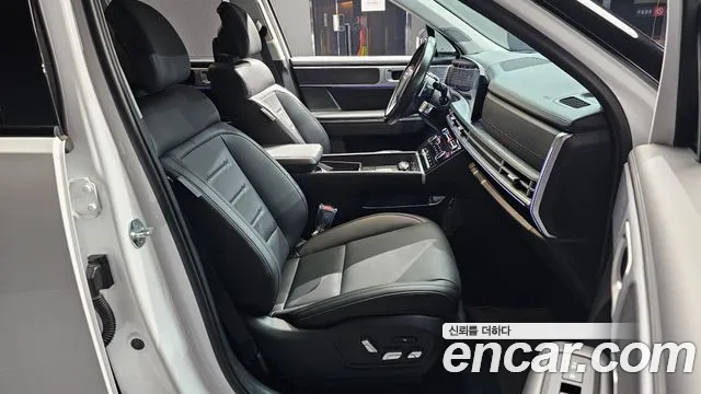 Hyundai Santafe Santa Fe (MX5) Бензин 2.5T 2WD — Фото автомобиля 10