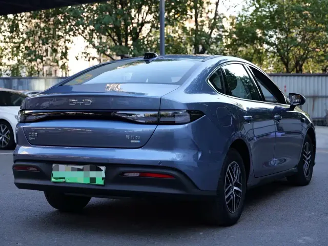 BYD Seal 05 DM-i — Фото автомобиля 11