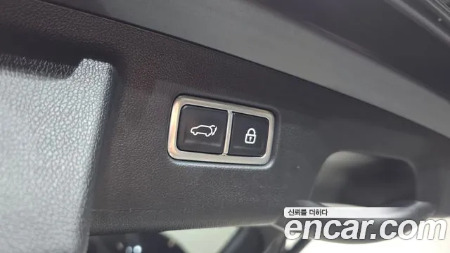 Kia Sorento Sorento 4-е поколение Бензин 2.5T 2WD — Фото автомобиля 14