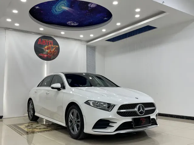 Mercedes-Benz A-Class — Фото автомобиля 3