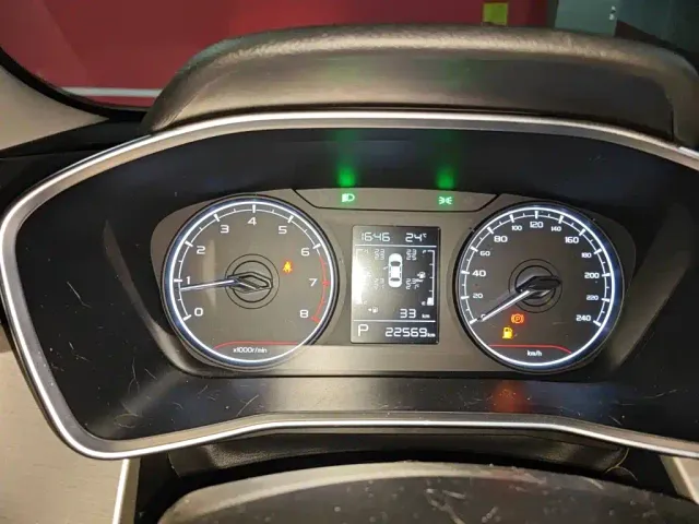 Geely Binyue — Фото автомобиля 7