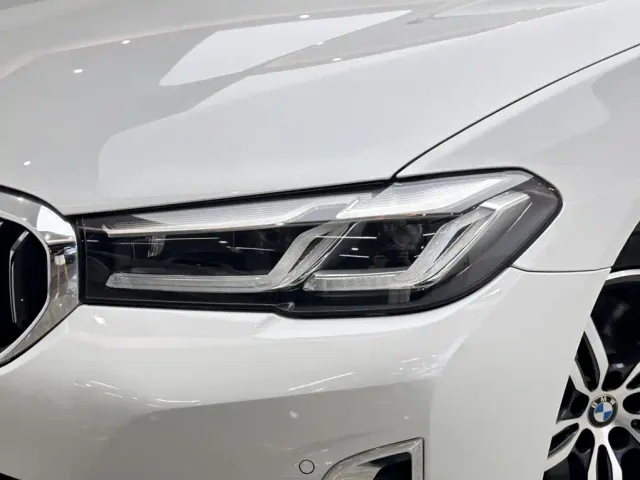 BMW 5 Series — Фото автомобиля 18