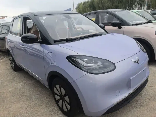 Wuling Bingo — Фото автомобиля 3