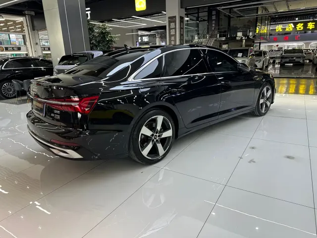 Audi A6L — Фото автомобиля 21