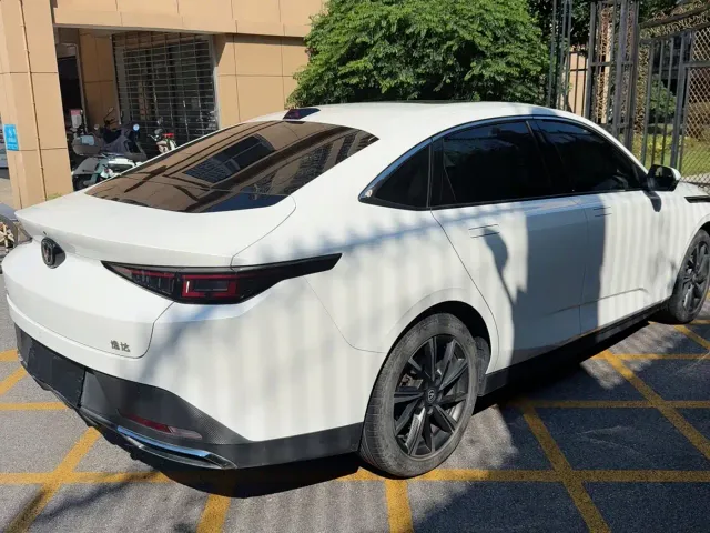 Changan Lamore — Фото автомобиля 7